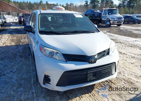 2018 Toyota Sienna L 7 Passenger из США, поврежденный, VIN 5TDZZ3DC8JS955596